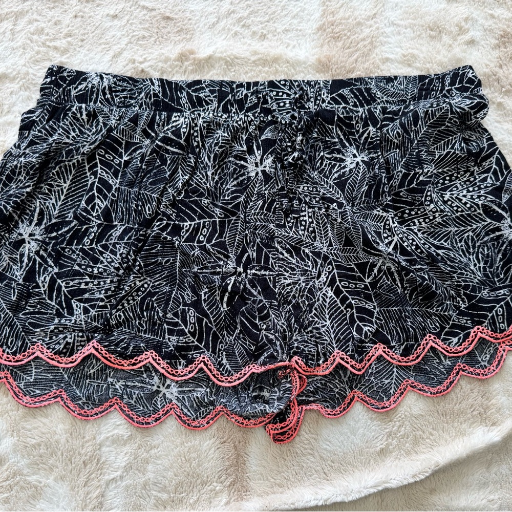 Mossimo Supply Co. Black and White Leaf Print Shorts with Pink Trim